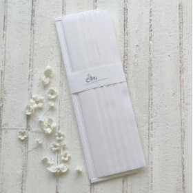 30,4 cm high spine, 7 spreads, cardstock dividers